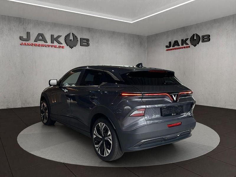 Neu VinFast VF 6 Plus 150 kW (204 PS) 2025 Grau SUV