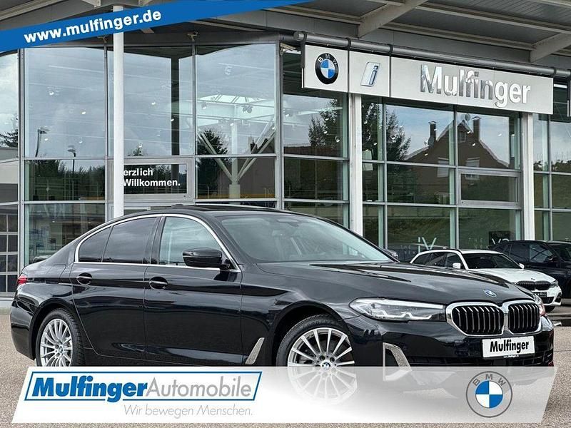 Schwarz Gebraucht 2023 BMW 520 Performance Limousine | 39.440 € (Fairer Preis) - Bild 1/4
