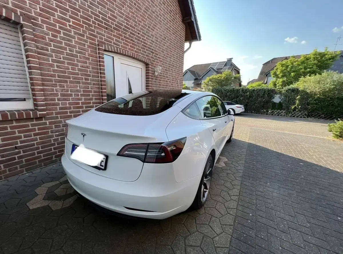 Gebraucht Tesla Model 3 RWD 239 kW (325 PS) 2022 Weiß Limousine