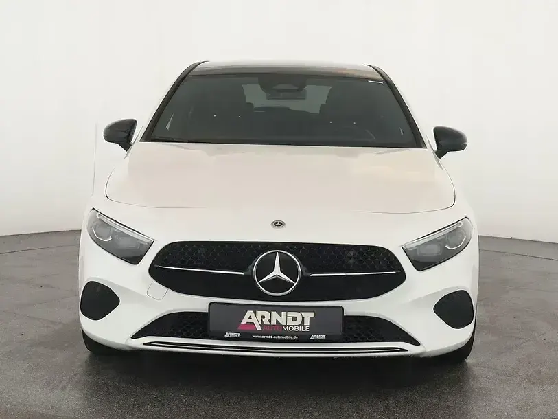 Gebraucht Mercedes A250 Progressive 238 PS (175 kW) 2024 Polarweiß Limousine