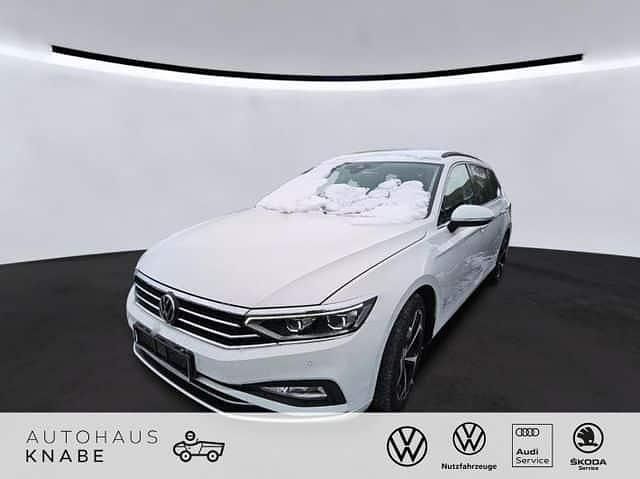 Außenfarbe: Gebraucht 2021 VW Passat Business Kombi | 24.820 € (Superpreis) - Bild 1/4
