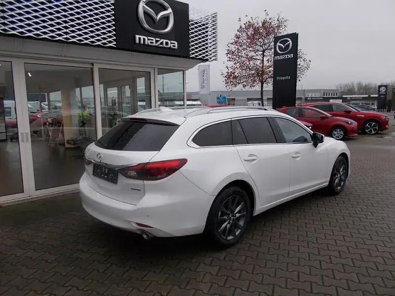 Gebraucht Mazda 6 Center-Line 165 PS (121 kW) 2024 Polymetal grey Kombi
