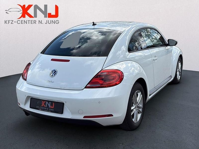 Gebraucht VW Beetle 105 PS (77 kW) 2013 Weiß Kleinwagen