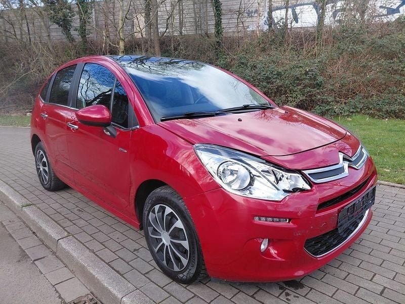 Gebraucht Citroën C3 Exclusive 99 PS (72 kW) 2015 Rot Limousine