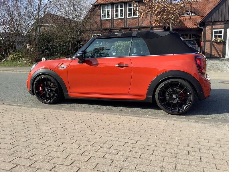 Gebraucht Mini John Cooper Works Cabriolet 231 PS (169 kW) 2020 Orange Cabrio