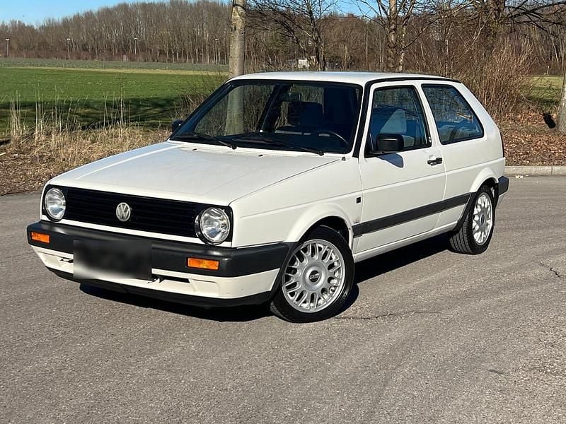 Second-hand VW Golf II 70 CP (51 kW) 1990 Alb Hatchback