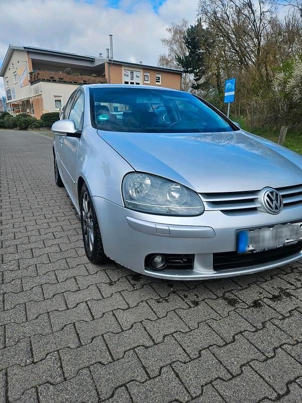 Gebraucht VW Golf IV 140 PS (102 kW) 2004 Silber Limousine
