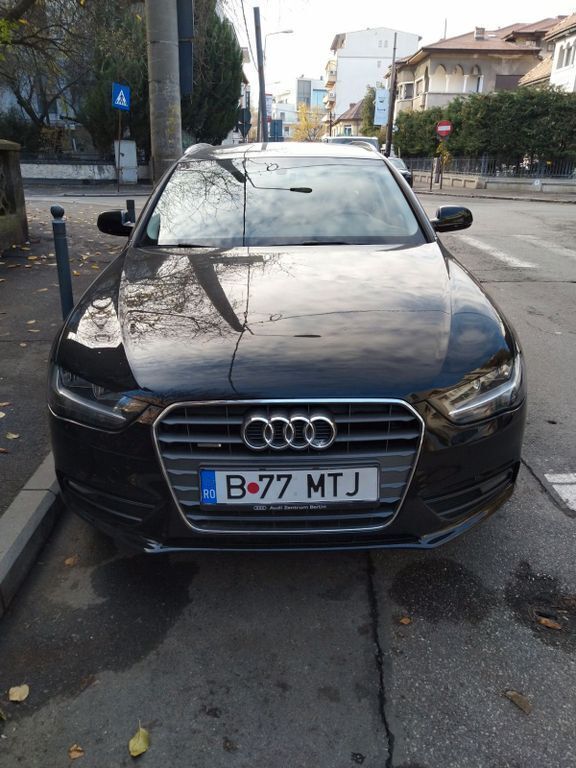 Schwarz Gebraucht 2013 Audi A4 Attraction Limousine | 11.000 € (Guter Preis) - Bild 1/4