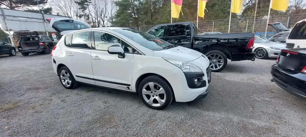 Gebraucht Peugeot 3008 156 PS (114 kW) 2013 Weiß Kombi