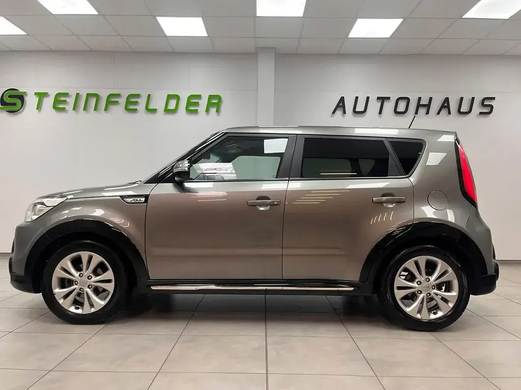 Gebraucht Kia Soul DREAM-TEAM Edition 128 PS (94 kW) 2015 Silber SUV