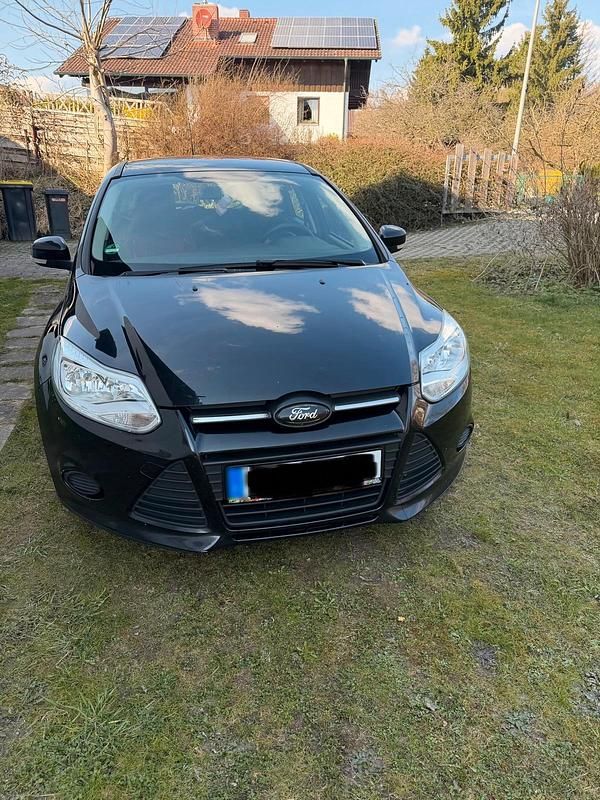 Gebraucht Ford Focus 150 PS (110 kW) 2012 Schwarz Kombi