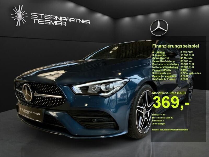 Blau Gebraucht 2022 Mercedes CLA200 AMG Limousine | 26.479 € (Guter Preis) - Bild 1/3