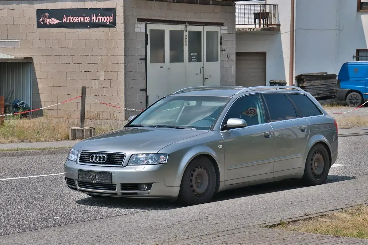 Gebraucht Audi A4 220 PS (161 kW) 2003 Kombi