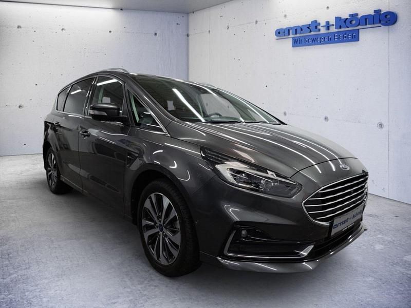 Gebraucht Ford S-MAX Titanium 2021 Van / Kleinbus