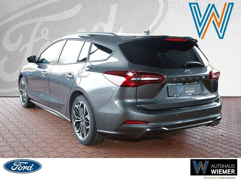 Neu Ford Focus ST-Line X 155 PS (114 kW) 2026 Grau Limousine