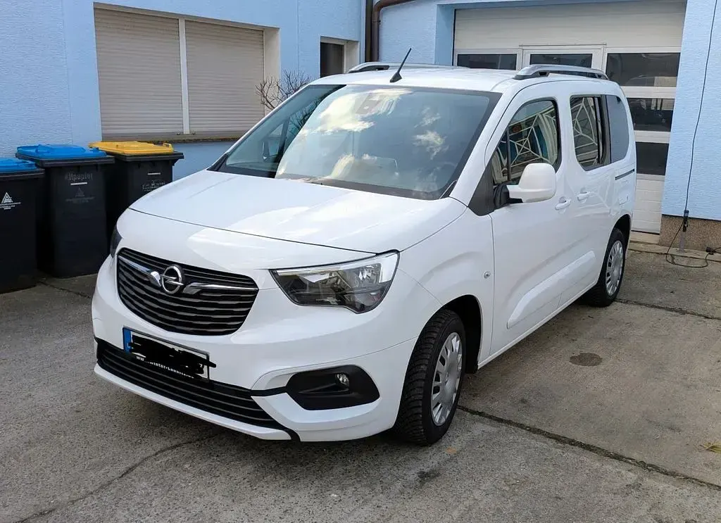 Gebraucht Opel Combo Life Edition 102 PS (75 kW) 2021 Weiß Van / Kleinbus