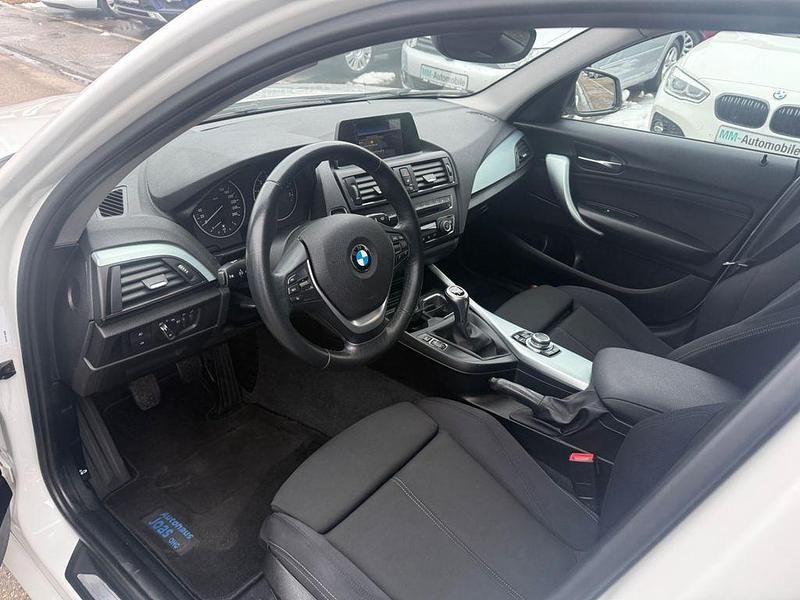 Gebraucht BMW 116 Sport Line 136 PS (100 kW) 2014 Weiß Kleinwagen