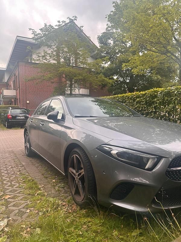 Gebraucht 2019 Mercedes A220 Kleinwagen | 24.000 € (Fairer Preis) - Bild 1/4