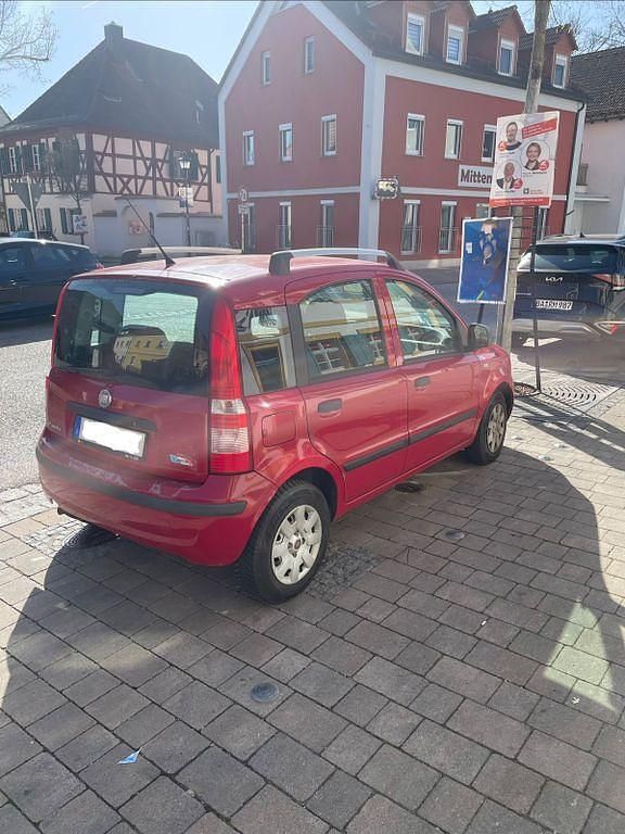 Gebraucht Fiat Panda 69 PS (50 kW) 2011 Rot Kleinwagen