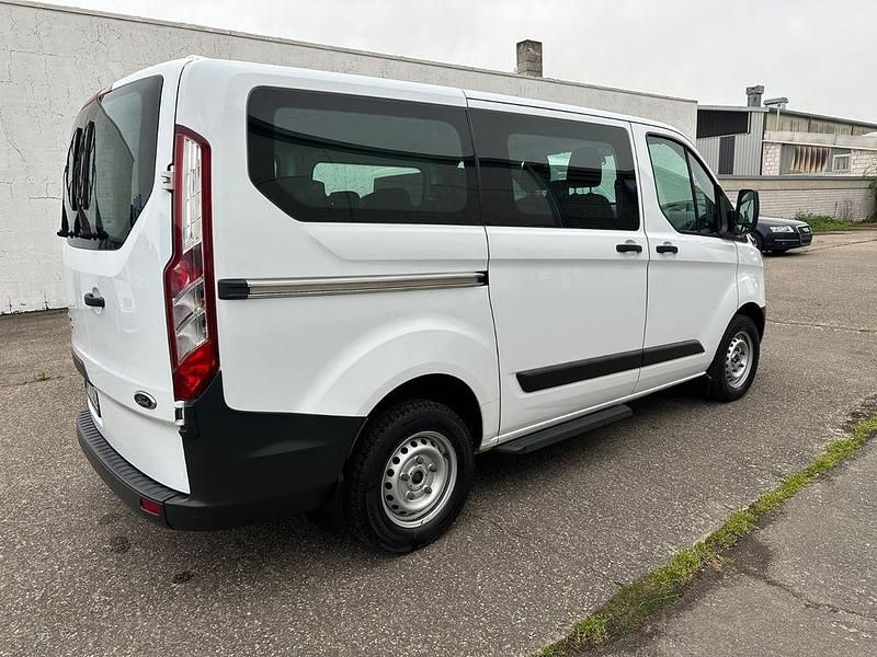 Gebraucht Ford Transit Custom 105 PS (77 kW) 2017 Weiß Van / Kleinbus