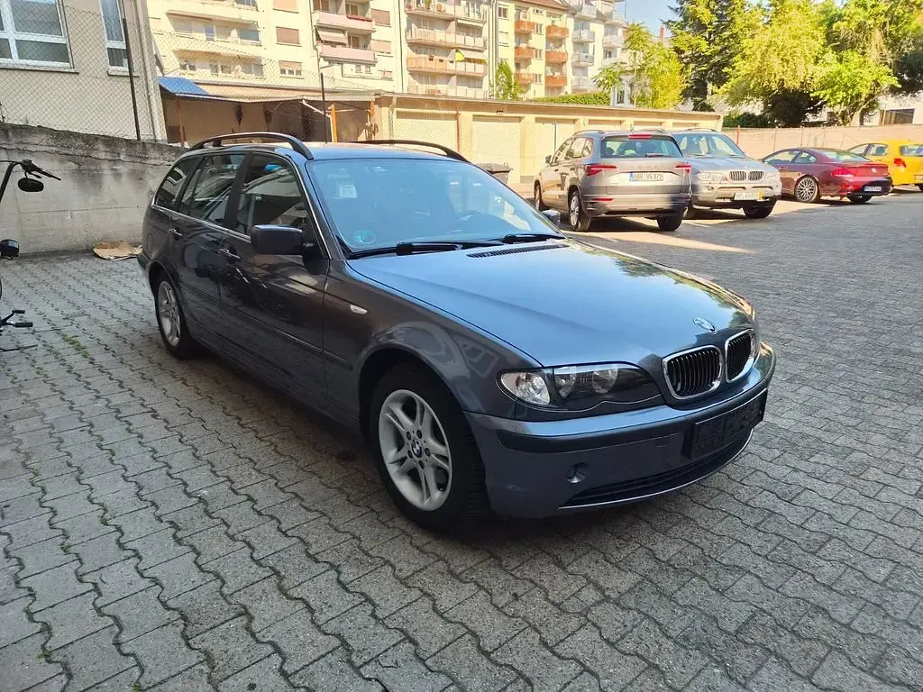 Gebraucht BMW 320 170 PS (125 kW) 2002 Grau Kombi
