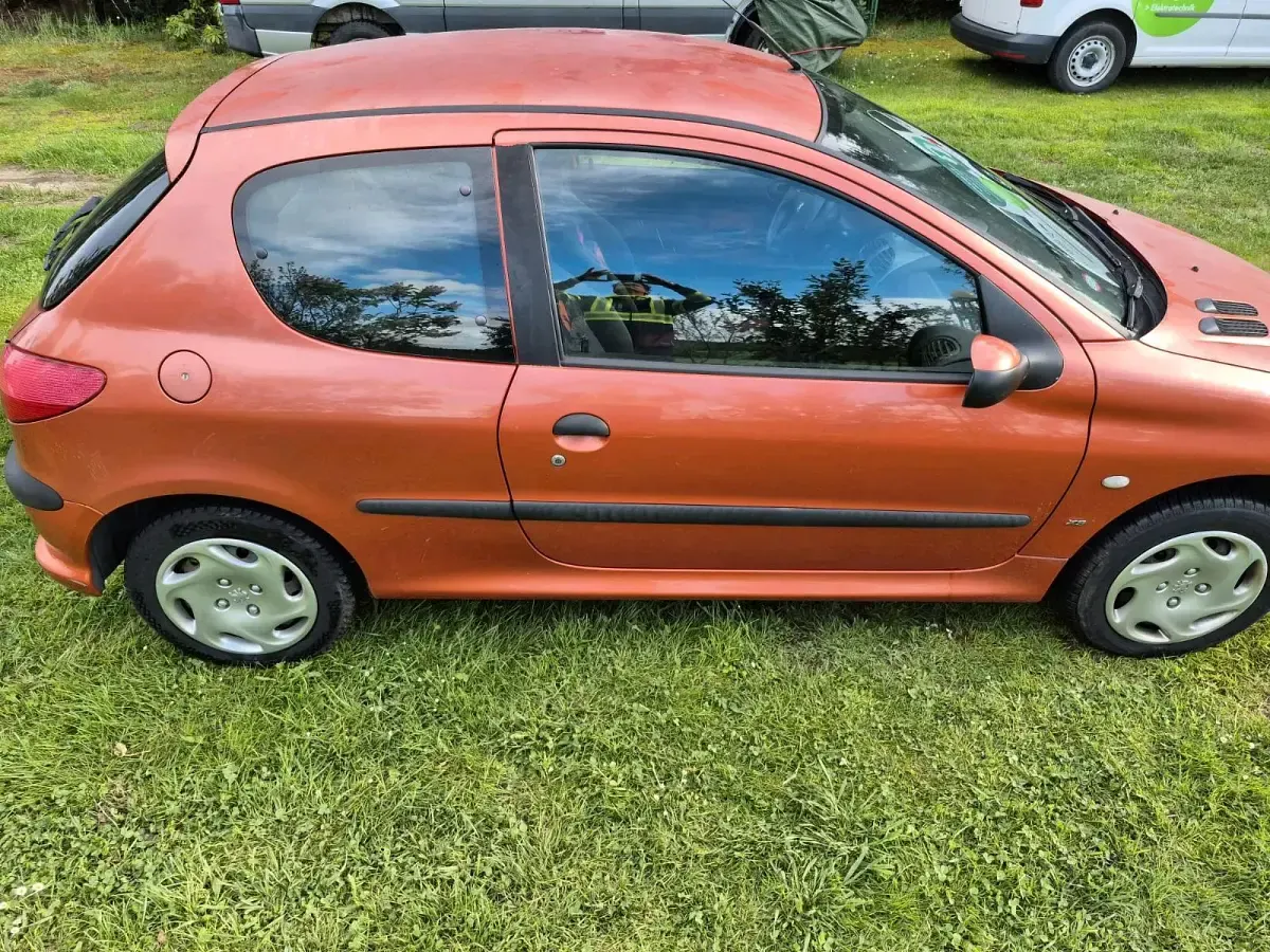 Gebraucht Peugeot 206 86 PS (63 kW) 1998 Kleinwagen