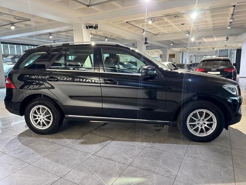 Gebraucht Mercedes ML350 258 PS (189 kW) 2013 Schwarz SUV