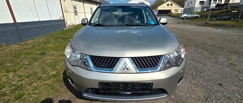Gebraucht Mitsubishi Outlander 170 PS (125 kW) 2009 Beige SUV