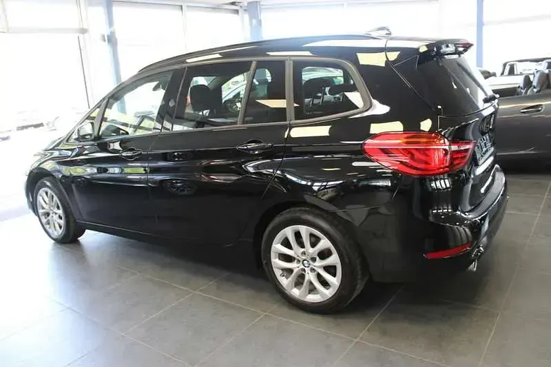 Gebraucht BMW 218 Advantage 150 PS (110 kW) 2022 Schwarz Coupé