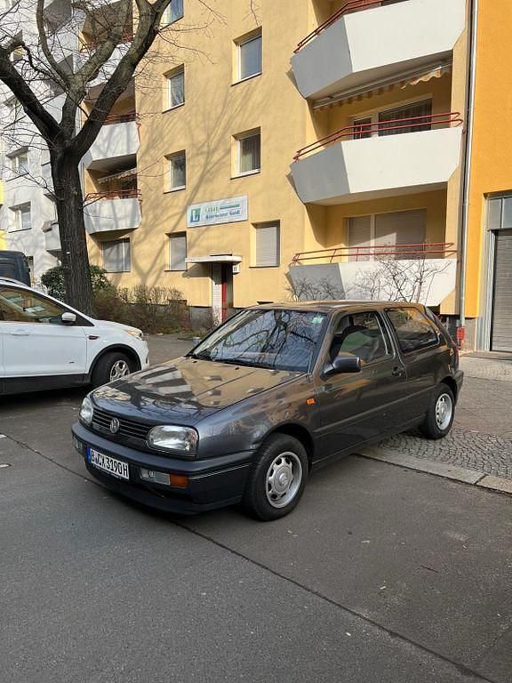 Gebraucht VW Golf III 75 PS (55 kW) 1993 Grau Kleinwagen
