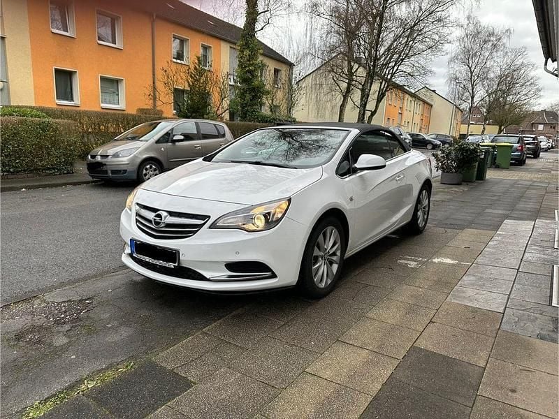 Weiß Gebraucht 2016 Opel Cascada Cabrio | 8.750 € (Superpreis) - Bild 1/4