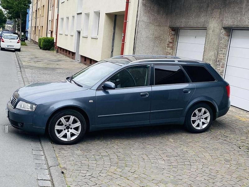 Gebraucht Audi A4 131 PS (96 kW) 2002 Grau Kombi