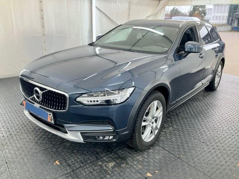 Gebraucht Volvo V90 CC 190 PS (139 kW) 2019 Blau Kombi