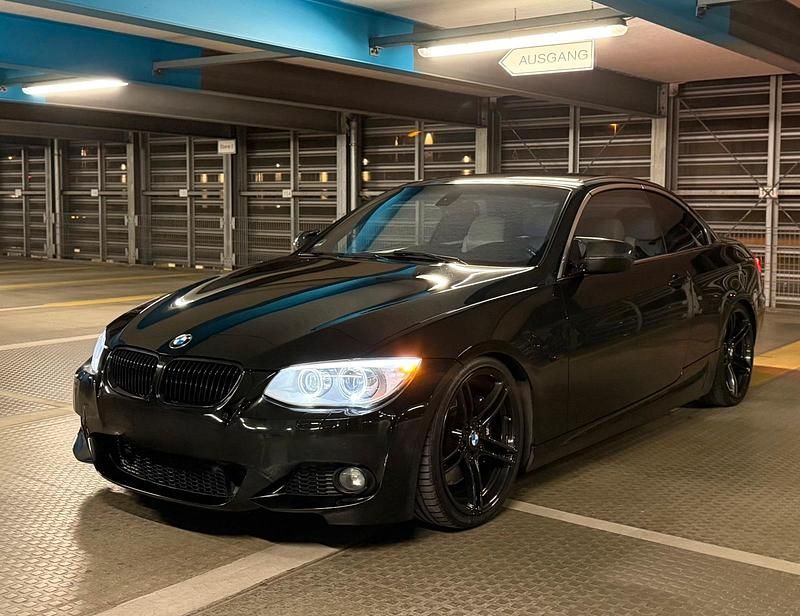 Gebraucht BMW 335 Cabriolet Performance 306 PS (225 kW) 2012 Schwarz Cabrio