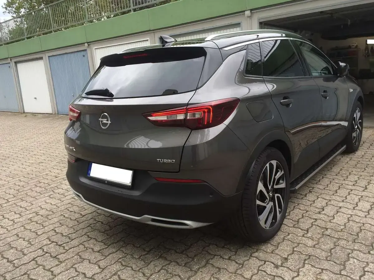 Gebraucht Opel Grandland X Ultimate 181 PS (133 kW) 2019 Grau SUV