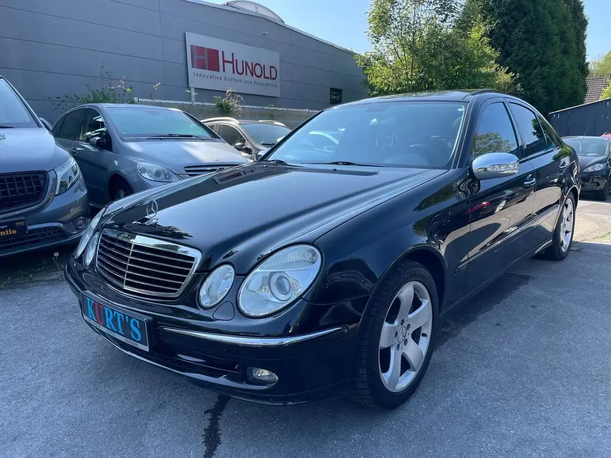 Gebraucht Mercedes E350 272 PS (200 kW) 2006 Obsidianschwarz  metalliclack Limousine