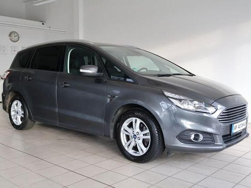 Grau Gebraucht 2019 Ford S-MAX Business Edition Van / Kleinbus | 18.990 € (Superpreis) - Bild 1/3