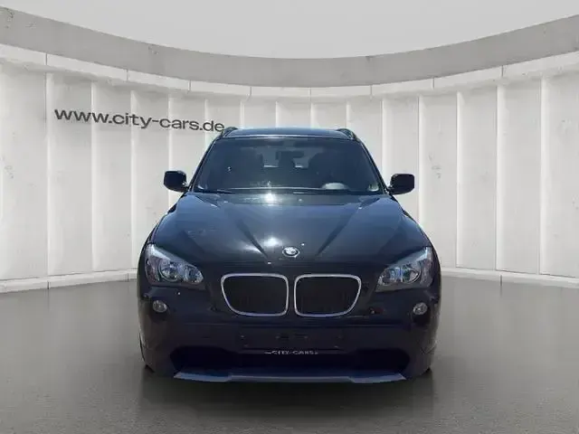 Gebraucht BMW X1 143 PS (105 kW) 2011 Schwarz SUV