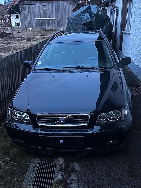 Gebraucht Volvo V40 116 PS (85 kW) 2004 Schwarz Kombi