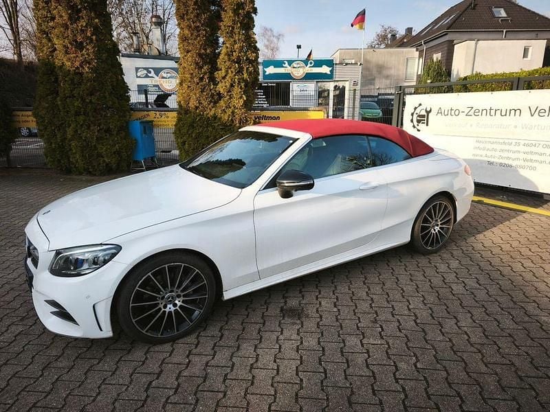 Gebraucht Mercedes C180 AMG line 156 PS (114 kW) 2019 Weiß Cabrio