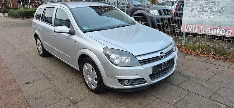 Gebraucht Opel Astra Edition 105 PS (77 kW) 2005 Starsilber iii m2 Kombi