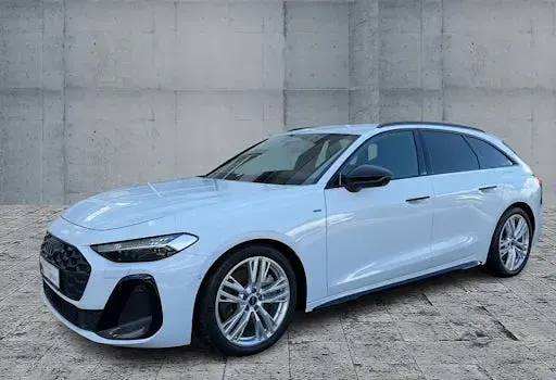 Second-hand Audi A5 Ambiente 299 CP (219 kW) 2025 Alb Break