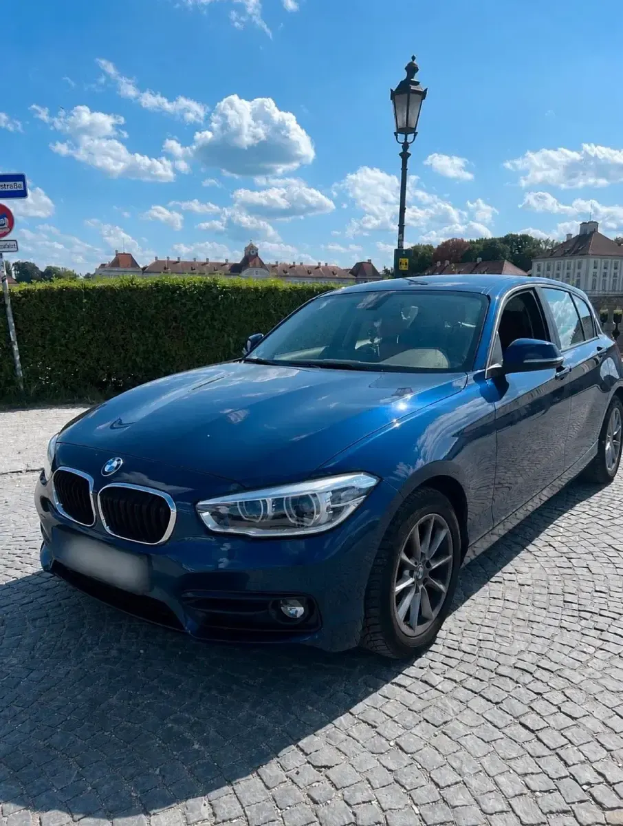 Gebraucht BMW 116 Sport Line 109 PS (80 kW) 2019 Blau Kleinwagen