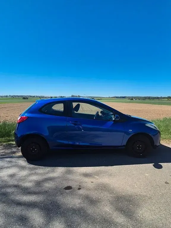 Gebraucht Mazda 2 103 PS (75 kW) 2008 Blau Kleinwagen