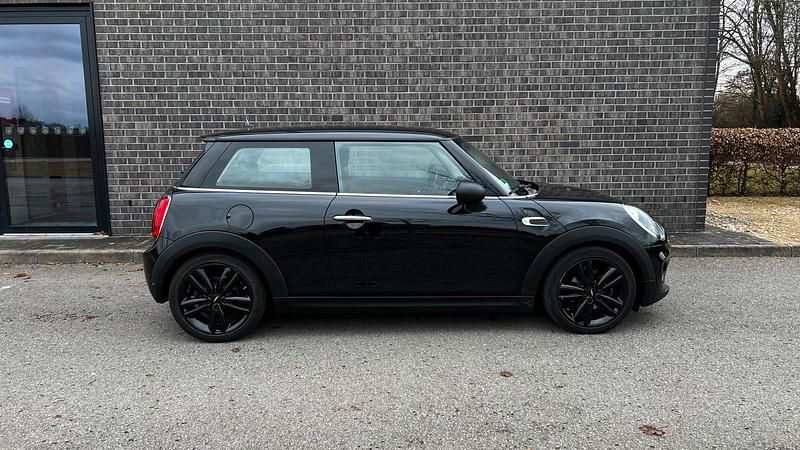 Second-hand Mini ONE 102 CP (75 kW) 2010 Negru Hatchback