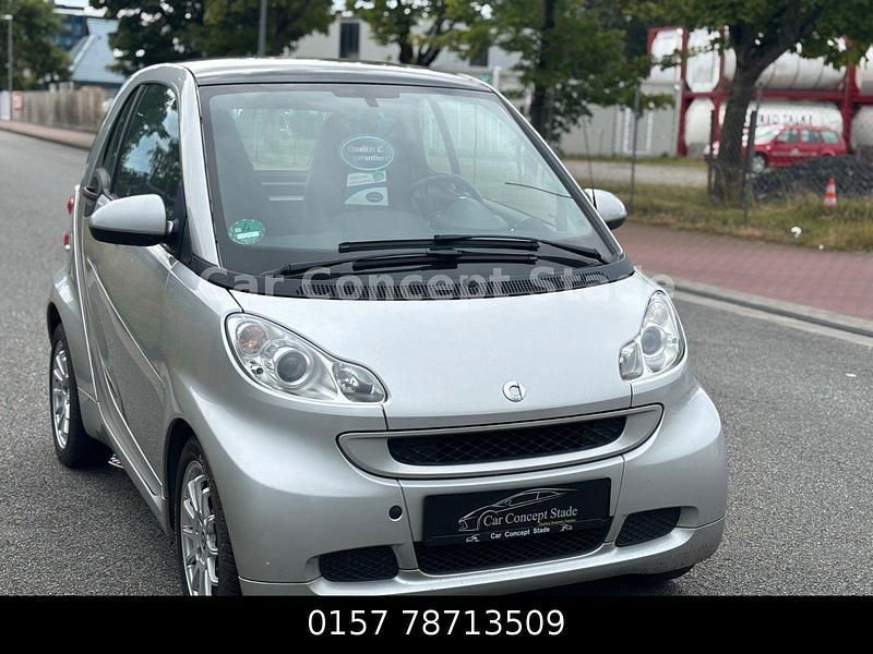 Silber Gebraucht 2011 Smart ForTwo Coupé Coupé | 5.500 € (Etwas zu teuer) - Bild 1/4