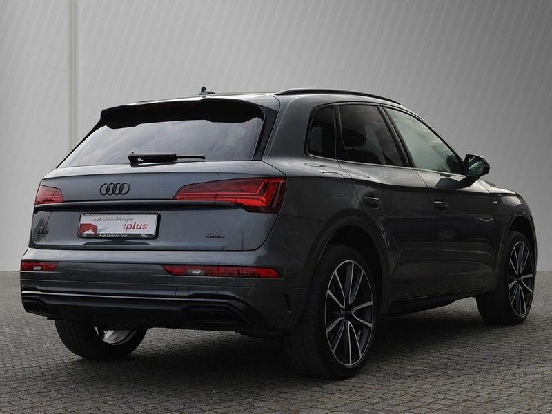Gebraucht Audi Q5 Basis 204 PS (150 kW) 2024 Daytonagrau perleffekt SUV