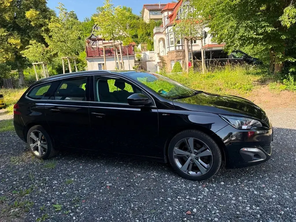 Gebraucht Peugeot 308 SW Allure 150 PS (110 kW) 2015 Schwarz Kombi