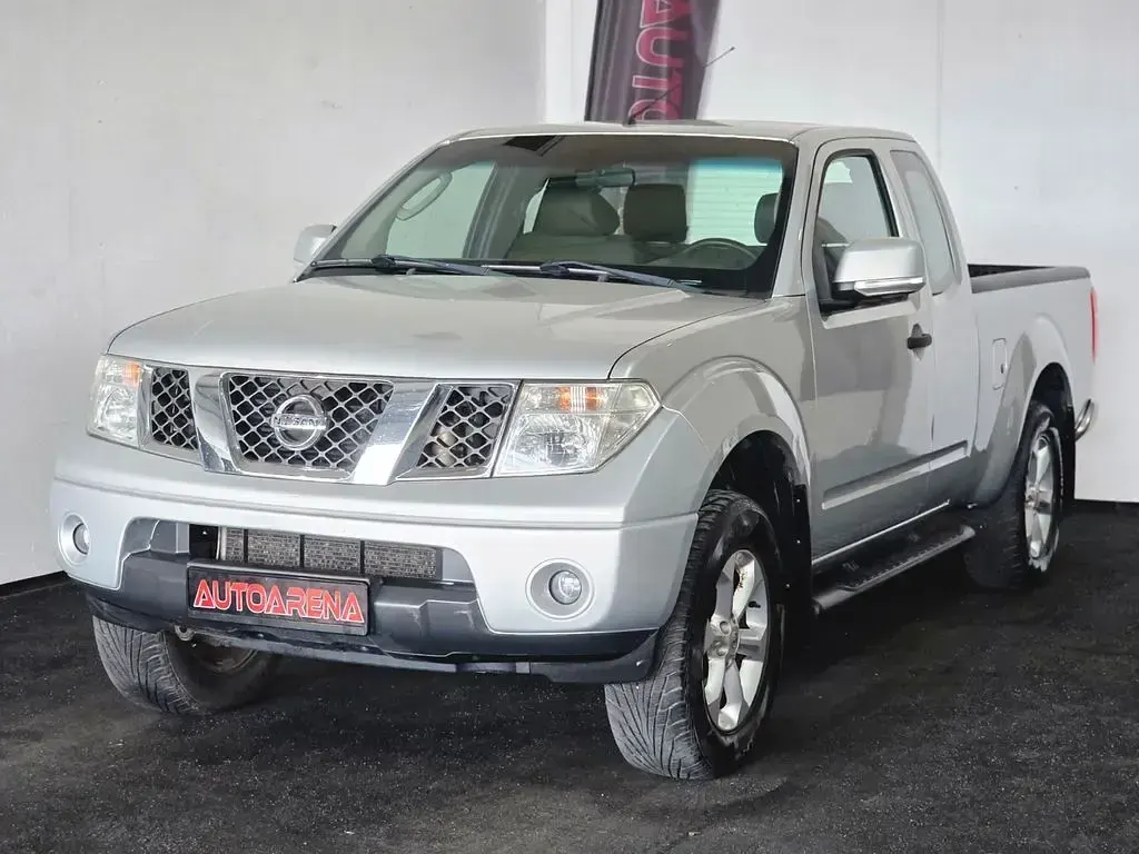 Gebraucht Nissan Navara SE 171 PS (125 kW) 2008 Silber Pickup