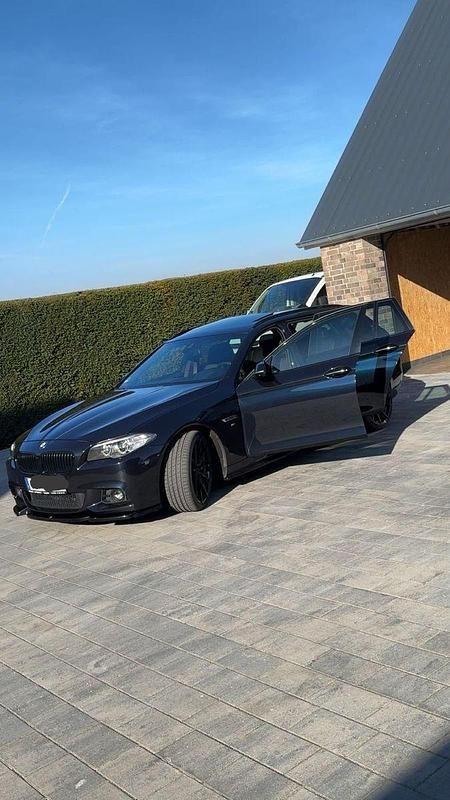 Gebraucht BMW 530 Performance 258 PS (189 kW) 2015 Schwarz Kombi